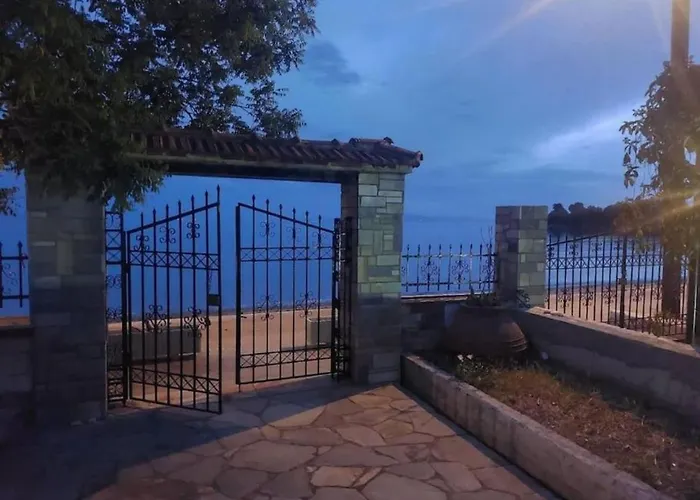 Дом отдыха Homico 1 Лефокастро